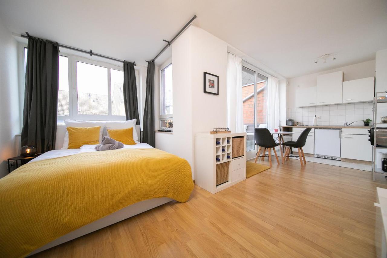 Studio Shiny - Zentral Mit Balkon - Messe - Kueche Neuss Exteriör bild